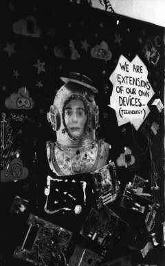Street Art Tel Aviv, Nikon FE, Kodak Tri-X 400 @ 3200, Rodinal