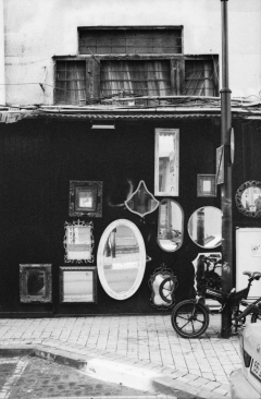 Street Art Tel Aviv, Nikon FE, Kodak Tri-X 400 @ 3200, Rodinal