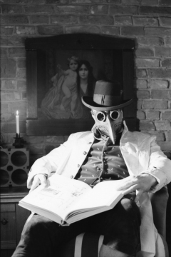 The People of the Book: Codex Seraphinianus. - Nikon FE2, Nikkor 50mm 1:1.4, Rollei Retro 80s, Rodinal.