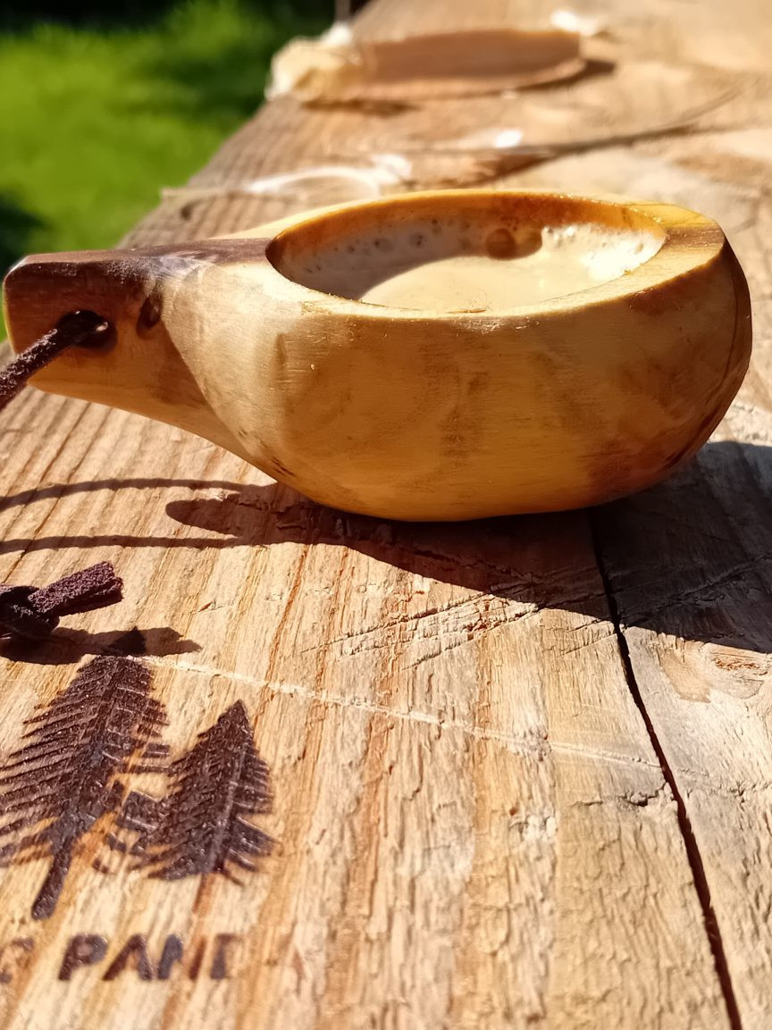 Traditioneller Guksi, Trinkbecher der Samen