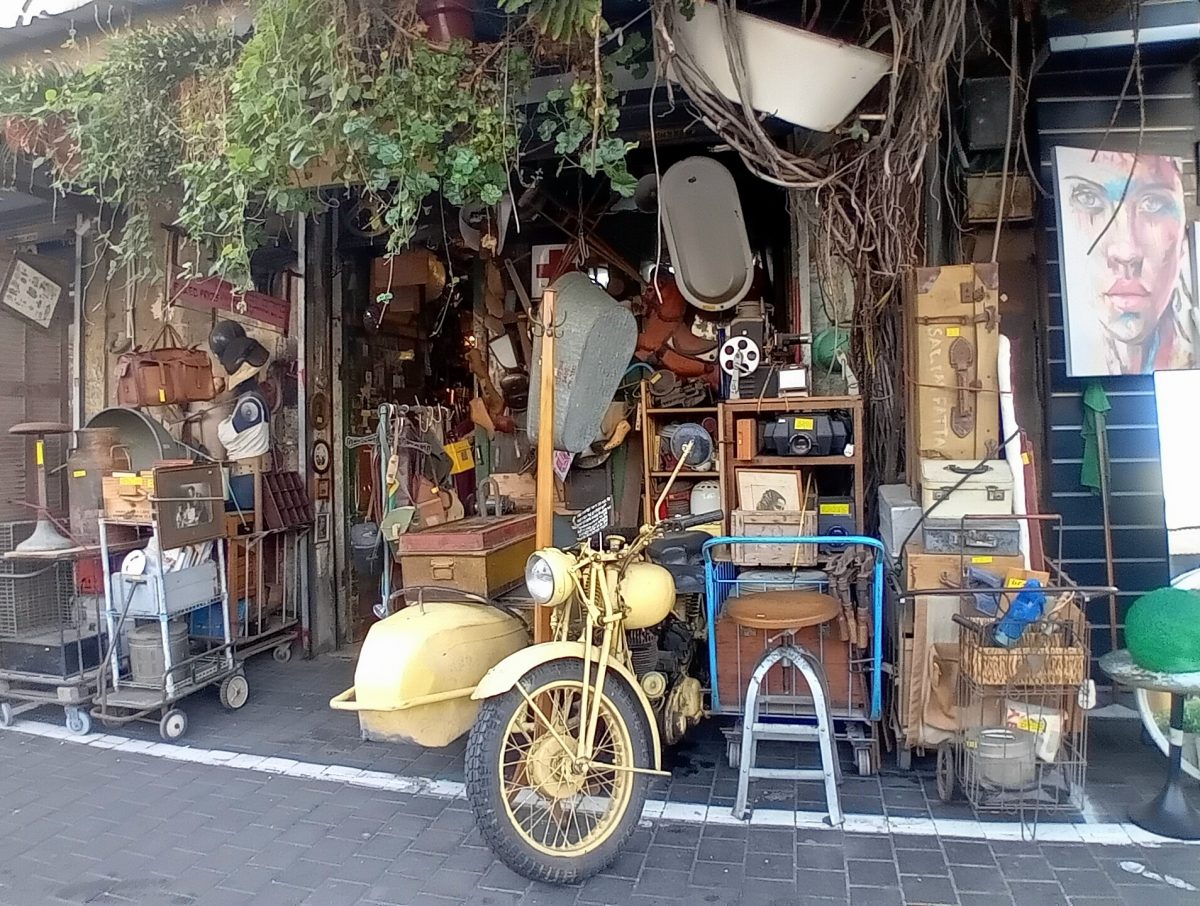 Antique & Vintage Store at Yafo Flea Market, TLV